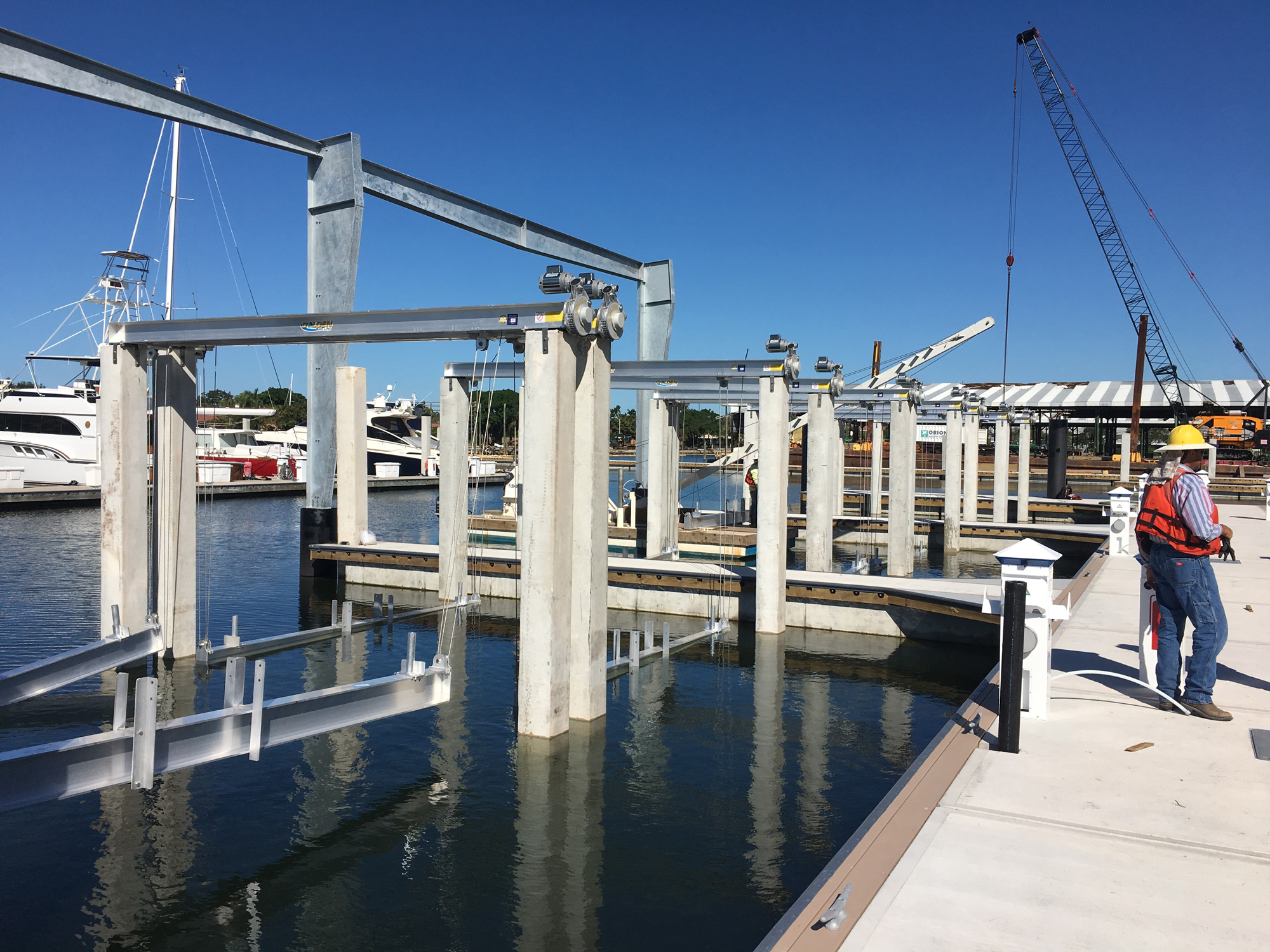 Maximo Marina - Trident H2O